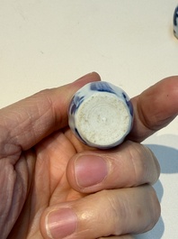 13 Chinese blue and white wares and four sets of Japanese Imari cups and saucers, 17/18th C.