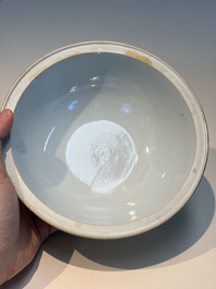 A pair of Chinese famille rose yellow-ground 'Dragon and Phoenix' covered warming bowls and a bowl, Tongzhi marks, 19th C.