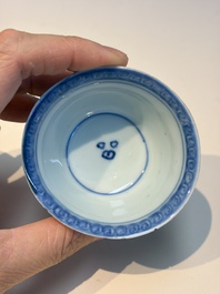 13 Chinese blue and white wares and four sets of Japanese Imari cups and saucers, 17/18th C.