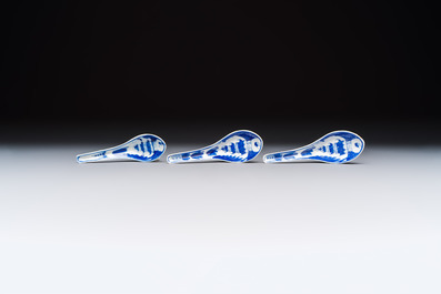 A varied group of 15 Chinese blue and white wares, 18th C. and later