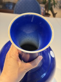 A Chinese blue-glazed bottle vase, 19th C.