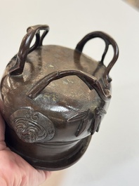 Two Chinese bronze censers, one with a wooden cover,  Ti An 惕庵 mark, 19th C.
