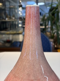 A Chinese copper-red-glazed bottle vase, 18/19th C.