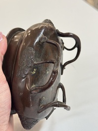 Two Chinese bronze censers, one with a wooden cover,  Ti An 惕庵 mark, 19th C.