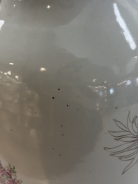 A Chinese famille rose 'Meng Mu San Qian 孟母三遷' and 'Antiquities' vase, signed Ye Yichun 葉宜春, dated 1923