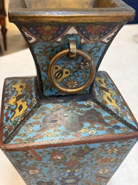A Chinese cloisonn&eacute; square 'Buddhist Lions and Antiquities' vase, Fu 福 mark, 19th C.