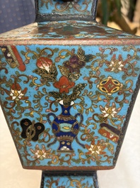 A Chinese cloisonn&eacute; square 'Buddhist Lions and Antiquities' vase, Fu 福 mark, 19th C.