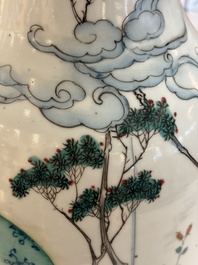 Three Chinese famille rose vases, signed Hu Yuanxin 胡源鑫, Luo Yisheng 羅義盛 and Wang Shengtai 汪生泰, 20th C.
