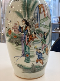 Three Chinese famille rose vases, signed Hu Yuanxin 胡源鑫, Luo Yisheng 羅義盛 and Wang Shengtai 汪生泰, 20th C.