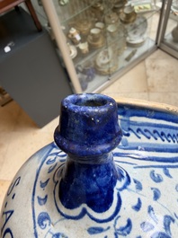 A blue and white Antwerp maiolica wet drug jar inscribed 'S ACETOSITATIS', 16th C.