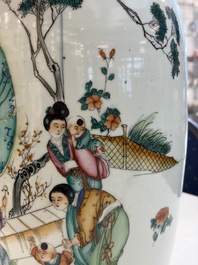 Three Chinese famille rose vases, signed Hu Yuanxin 胡源鑫, Luo Yisheng 羅義盛 and Wang Shengtai 汪生泰, 20th C.