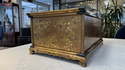 A very fine Japanese hiramaki-e on nashiji lacquer suzuribako, Edo, 18th C.