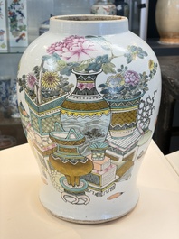 A Chinese famille rose 'Antiquities' dish, Tongzhi mark, 19/20th C.