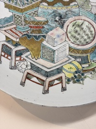 A Chinese famille rose 'Antiquities' dish, Tongzhi mark, 19/20th C.