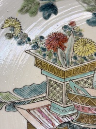A Chinese famille rose 'Antiquities' dish, Tongzhi mark, 19/20th C.