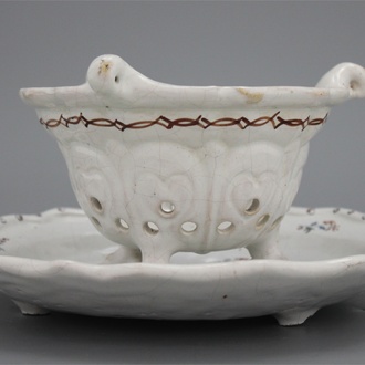 A Brussels faience pipe rechaud on stand, 18th C.