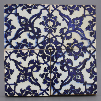 Set van 4 intacte tegels afkomstig van de Rotskoepel (Dome of the Rock), Iznik of Damascus, ca. 1600