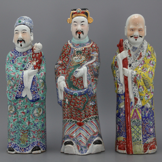 A set of 3 Chinese porcelain figures of immortals, 19th C.