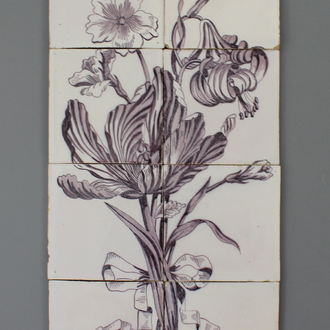 Mangaan Delfts tegeltableau met bloementuil, 19e-20e eeuw