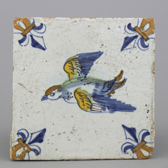 Polychrome Delftse tegel met vogel, 17e eeuw