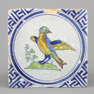 Polychrome Delftse tegel met vogel, 17e eeuw