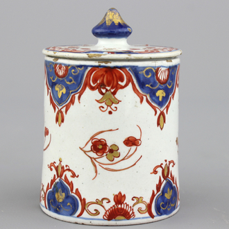 Boite couverte cylindrique en faïence de Delft doré, 18e