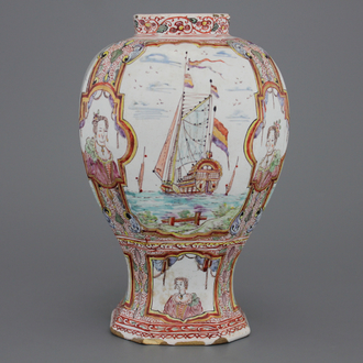 Vase remarquable en faïence de Delft à petit feu et doré, 18e