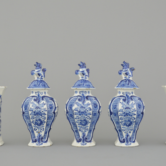 Garniture en faïence de Delft, De Porceleyne Fles, 18e