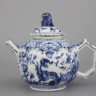 Théière rare en faïence de Delft, chinoiserie, Cornelis De Berg, De Witte Starre, 18e