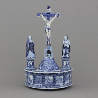 Calvaire en faïence de Delft, bleu et blanc, dernier quart 17e