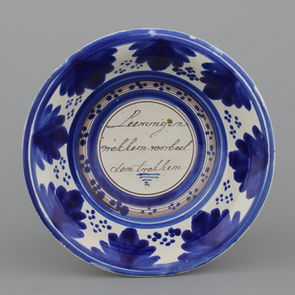 Coupe avec proverbes en Delft, la Frise, Harlingen, 18e-19e