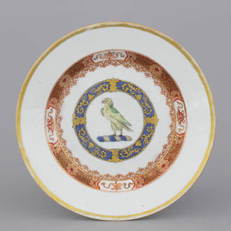 Wapenschildbord in Chinees porselein met papegaai, Yongzheng, ca 1725