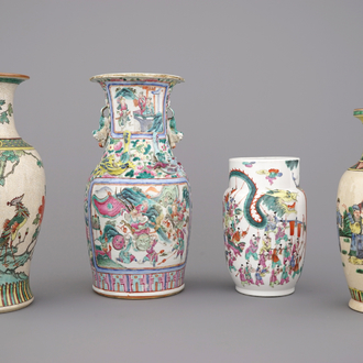 Lot van 4 Chinese polychrome vazen, 19e-20e eeuw