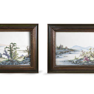 Paar plaquettes in Chinees porselein met fijne landschapsbeschildering, 19e eeuw