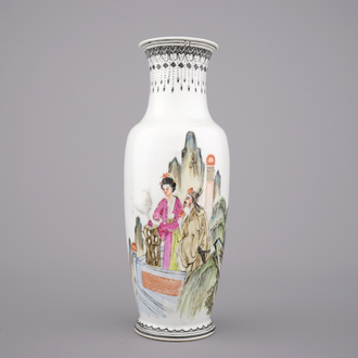 Fijne Chinese vaas, famille rose, Republiek