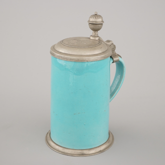 A monochrome turquoise beer stein with pewter lid, 18th C., Bunzlau (?)