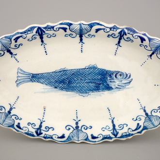 A Dutch Delft blue and white oval herring dish, 18th C.