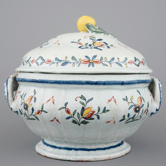 A fine polychrome faience tureen, Quimper, workshop of Caussy, 1750-1770