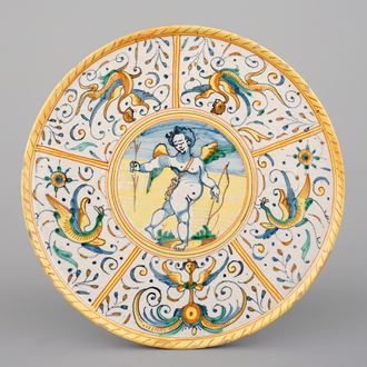 A Deruta maiolica tazza, 17th C