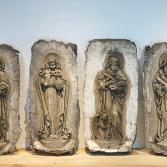 Een set van vier plaasteren religieuze figuren, 19/20e eeuw, Brugge