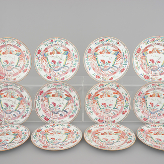 A set of 12 Chinese famille rose export porcelain plates with phoenix with scroll design, Qianlong, 18th C.