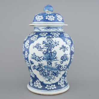 A large blue and white Chinese porcelain baluster jar and cover, 19th C.