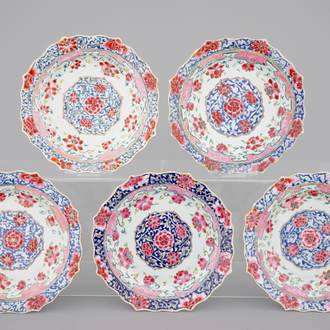 A set of five unusual Chinese famille rose porcelain plates, Yongzheng-Qianlong, 1st half 18th C.