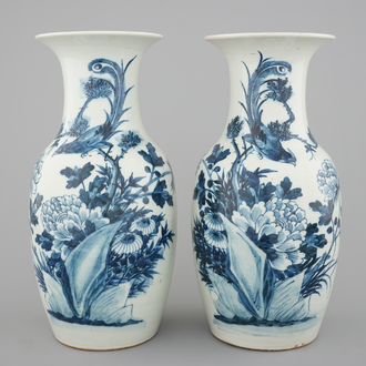 A pair of blue and white Chinese vases with birds among flowers, 19th C.
