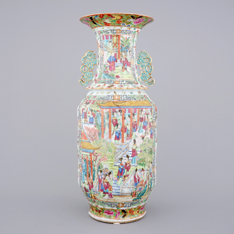 A large Chinese Canton famille rose vase with court scenes, Daoguang, 19th C.