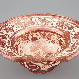 A Hispano Moresque lusterware shaving bowl, Spain, ca. 1600