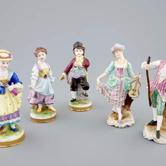 A set of 5 porcelain figures, French or German, 19/20th C.