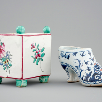 Un pot à fleurs en faïence de l'Est et une chaussure en Rouen, 18/19ème