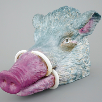 A porcelain boar's head tureen, Germany, 20th C.