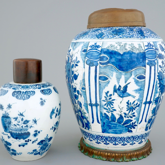 Two blue and white Dutch Delft chinoiserie jars, 17/18th C.